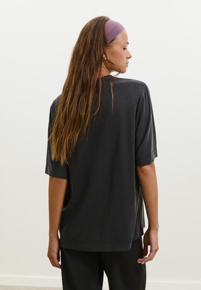 Απαλή υφή Oversize Πουλόβερ με Γυρισμένο Γιακά Απαλή υφή Oversize Πουλόβερ με Γυρισμένο Γιακά