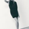 Ασύμμετρο κοντό σορτς με πτυχώσεις Ασύμμετρο κοντό σορτς με πτυχώσεις