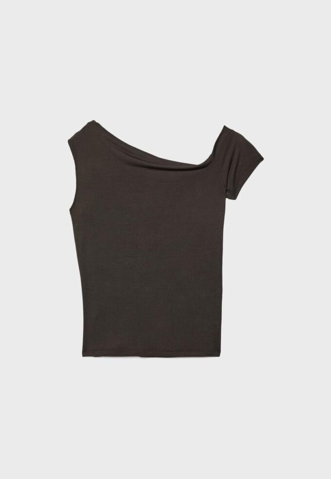 Ασύμμετρο T-shirt με κουμπιά