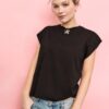 B06 Βασικό T-shirt με πεσμένους ώμους