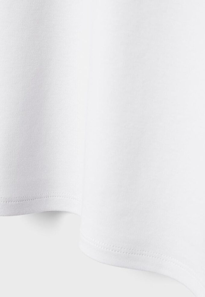 B06 Βασικό T-shirt με πεσμένους ώμους B06 Βασικό T-shirt με πεσμένους ώμους