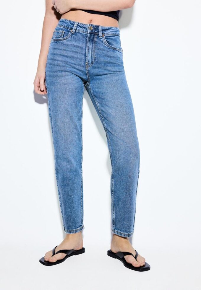 D10 Τζιν Mom Jeans με στενή εφαρμογή D10 Τζιν Mom Jeans με στενή εφαρμογή