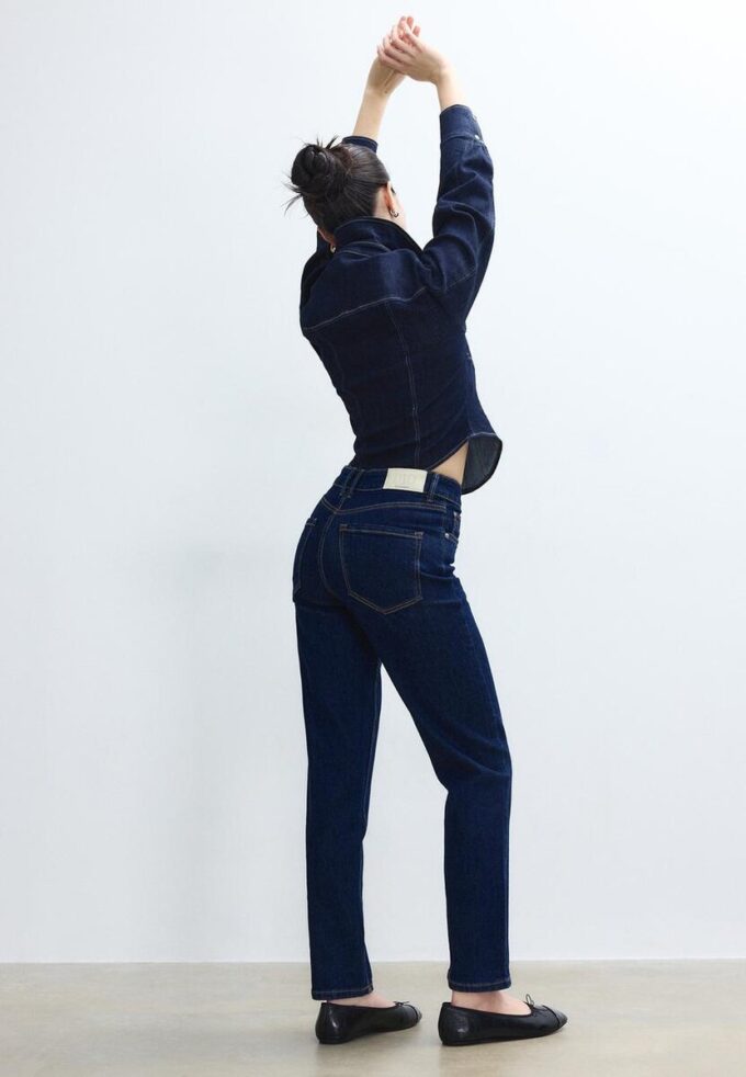 D10 Τζιν Mom Jeans με στενή εφαρμογή D10 Τζιν Mom Jeans με στενή εφαρμογή