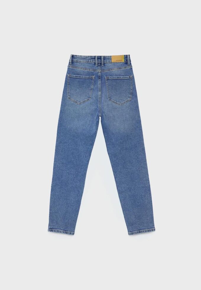 D10 Τζιν Mom Jeans με στενή εφαρμογή D10 Τζιν Mom Jeans με στενή εφαρμογή