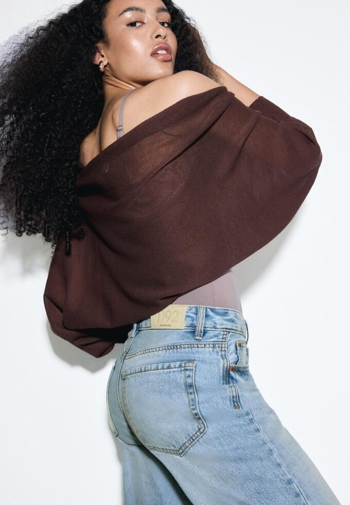 D92 Straight Wide Leg Jeans