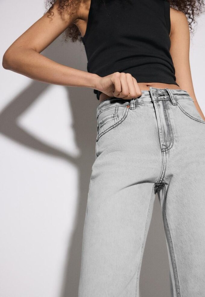 D92 Straight Wide Leg Jeans