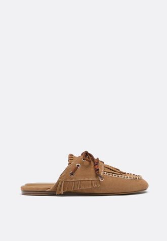 dermatina loafers choris piso meros me diakosmitika stoicheia 2 330x477 - &Delta;&epsilon;&rho;&mu;ά&tau;&iota;&nu;&alpha; Loafers &chi;&omega;&rho;ί&sigmaf; &pi;ί&sigma;&omega; &mu;έ&rho;&omicron;&sigmaf; &mu;&epsilon; &delta;&iota;&alpha;&kappa;&omicron;&sigma;&mu;&eta;&tau;&iota;&kappa;ά &sigma;&tau;&omicron;&iota;&chi;&epsilon;ί&alpha;