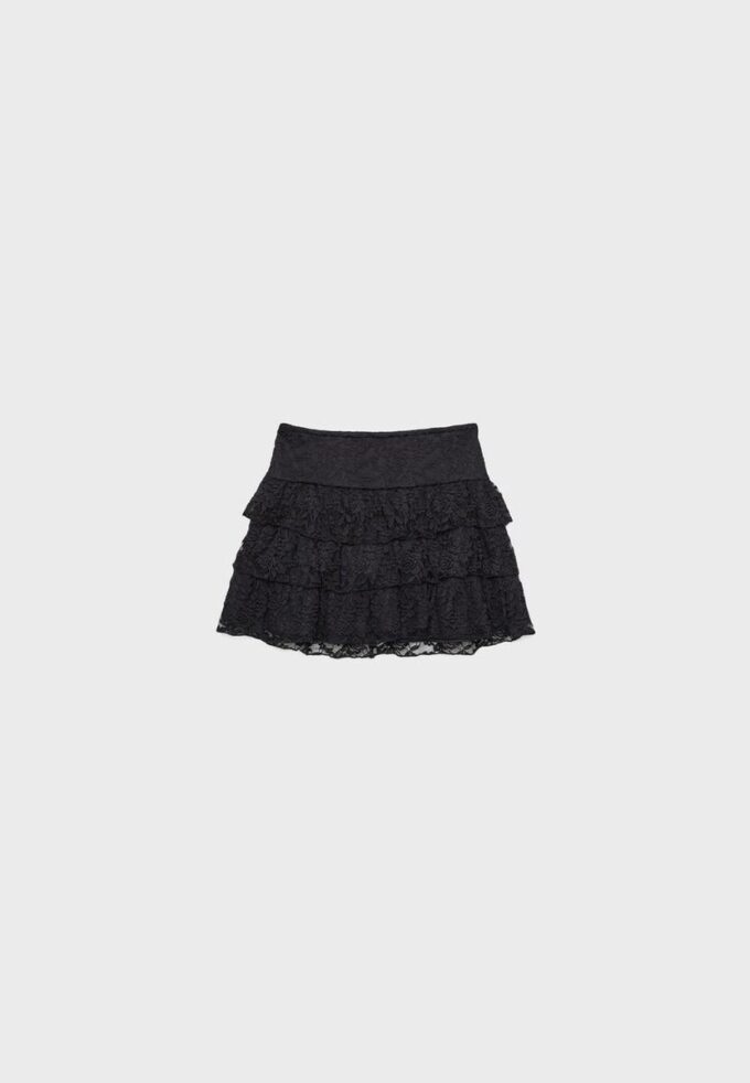 Φούστα-Skort από δαντέλα Φούστα-Skort από δαντέλα