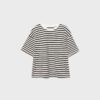 Κοντομάνικο T-shirt σε φαρδιά γραμμή