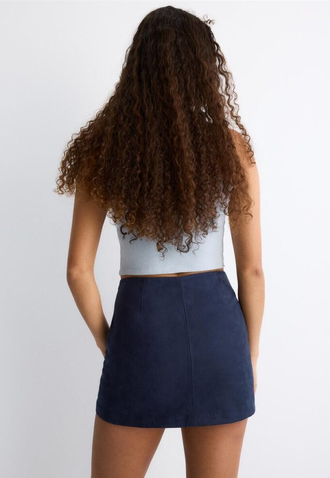Μίνι Skort από συνθετικό σουέτ Μίνι Skort από συνθετικό σουέτ
