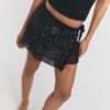 Μίνι Skort με κεντημένο περιτύλιγμα Μίνι Skort με κεντημένο περιτύλιγμα