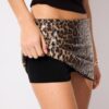 Μίνι Skort με πούλιες σε animal print Μίνι Skort με πούλιες σε animal print