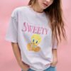 Μπλούζα Sweety με κοντό μανίκι και στρογγυλό λαιμό Μπλούζα Sweety με κοντό μανίκι και στρογγυλό λαιμό