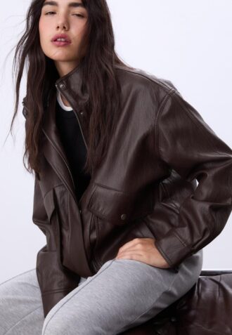Oversize μπουφάν από συνθετικό δέρμα