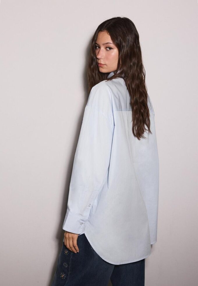 Oversize πουκάμισο με καρφιά