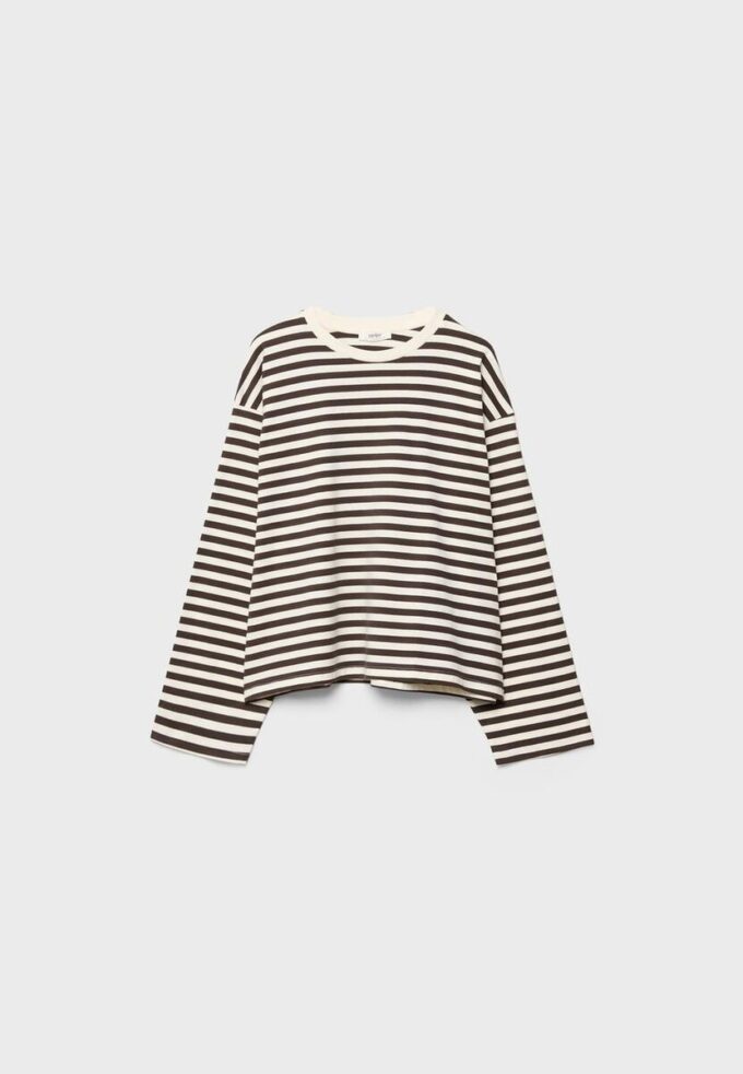 Oversize ριγέ T-shirt με μακριά μανίκια Oversize ριγέ T-shirt με μακριά μανίκια