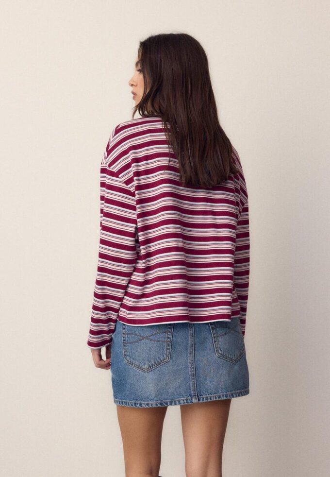Oversize ριγέ T-shirt με μακριά μανίκια Oversize ριγέ T-shirt με μακριά μανίκια
