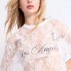 Oversize T-shirt από δαντέλα με γραφικά στοιχεία