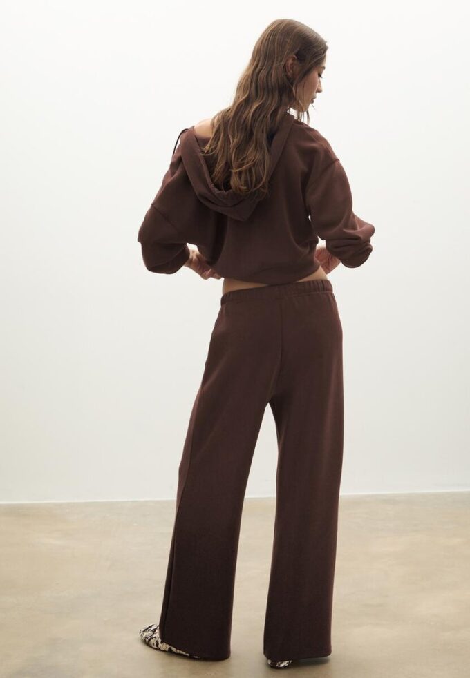 Παντελόνι Jogger με απαλή υφή και Wide Leg και λεπτομέρεια ραφής μπροστά Παντελόνι Jogger με απαλή υφή και Wide Leg και λεπτομέρεια ραφής μπροστά