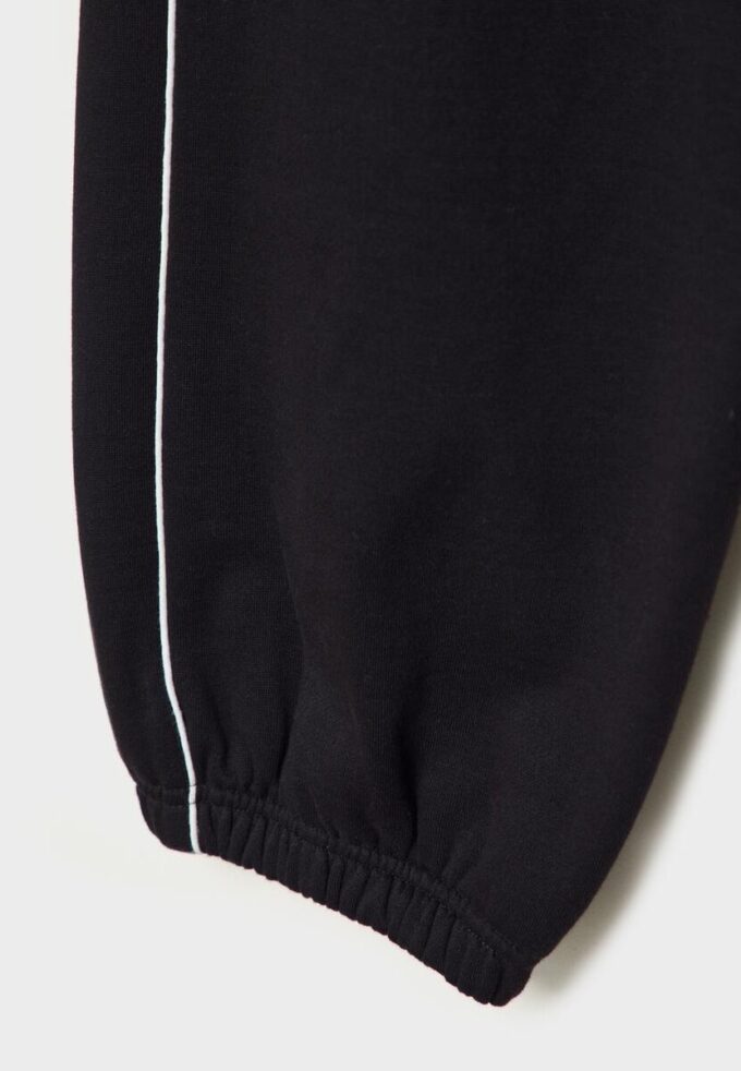 Παντελόνι Jogger με σωληνώσεις