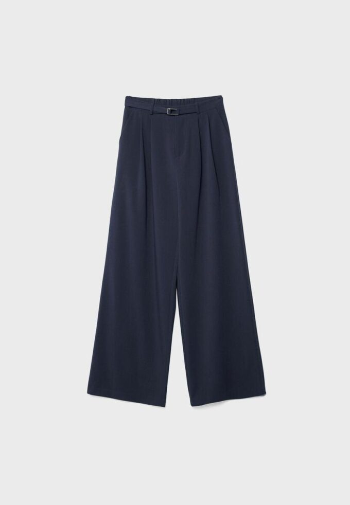 Παντελόνι με Wide Leg και λεπτομέρεια με αγκράφα Παντελόνι με Wide Leg και λεπτομέρεια με αγκράφα