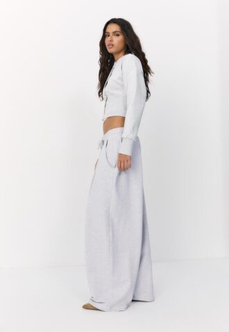 Παντελόνια Jogger με πιέτες Παντελόνια Jogger με πιέτες