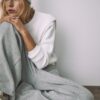 Πλεκτό πουλόβερ με επενδυμένους ώμους Πλεκτό πουλόβερ με επενδυμένους ώμους