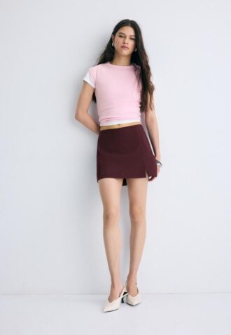 Skort με πλαϊνό σκίσιμο