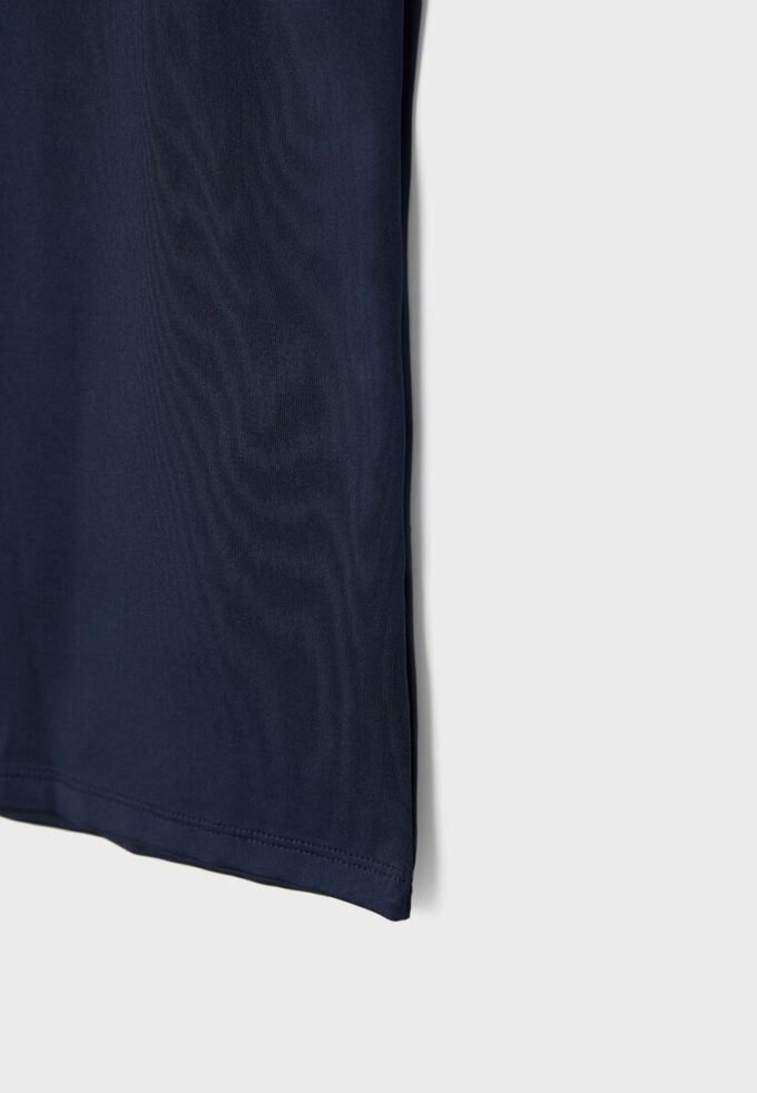 T-shirt από πολυαμίδιο με φαρδιές τιράντες T-shirt από πολυαμίδιο με φαρδιές τιράντες