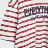Τ-shirt εμπριμέ με κοντά μανίκια Τ-shirt εμπριμέ με κοντά μανίκια