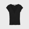 Τ-shirt με V λαιμόκοψη και δαντέλα, κοντά μανίκια σε σορτς Τ-shirt με V λαιμόκοψη και δαντέλα, κοντά μανίκια σε σορτς