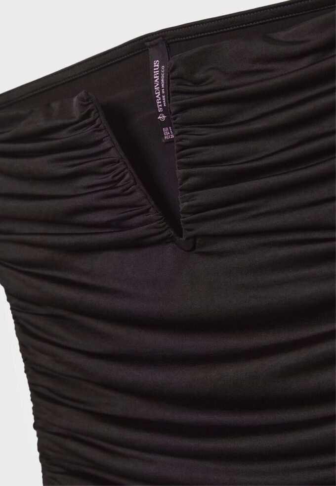Τοπ bandeau με πτυχωτό V-Detail