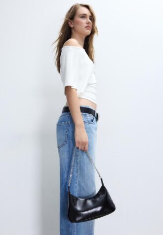 Τσάντα crossbody με αλυσίδες