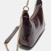 Τσάντα crossbody με αλυσίδες