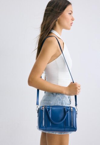 Τσάντα crossbody με λεπτομέρεια φερμουάρ