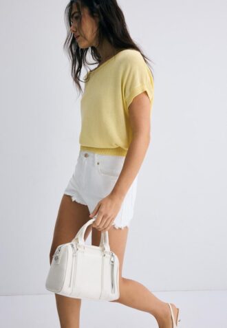 Τσάντα crossbody με λεπτομέρεια φερμουάρ