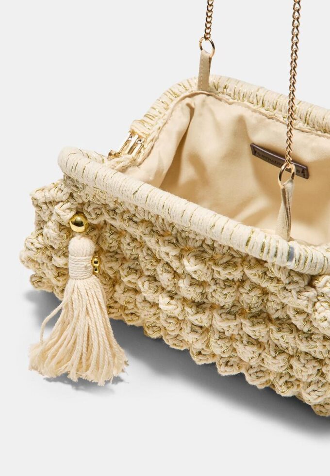 Τσάντα τύπου μπουκέτο με μεταλλικά νήματα Τσάντα τύπου μπουκέτο με μεταλλικά νήματα