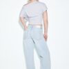 Τζιν χαμηλής μέσης με Wide Leg και λεπτομέρεια αστεριού