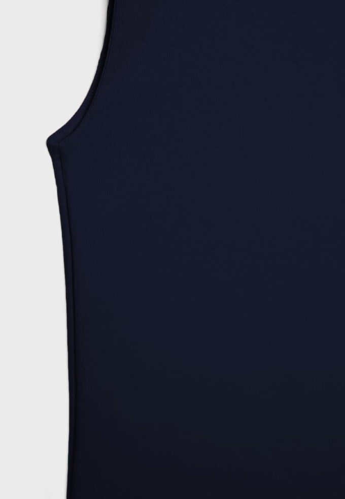 Βασικό αμάνικο T-shirt Βασικό αμάνικο T-shirt