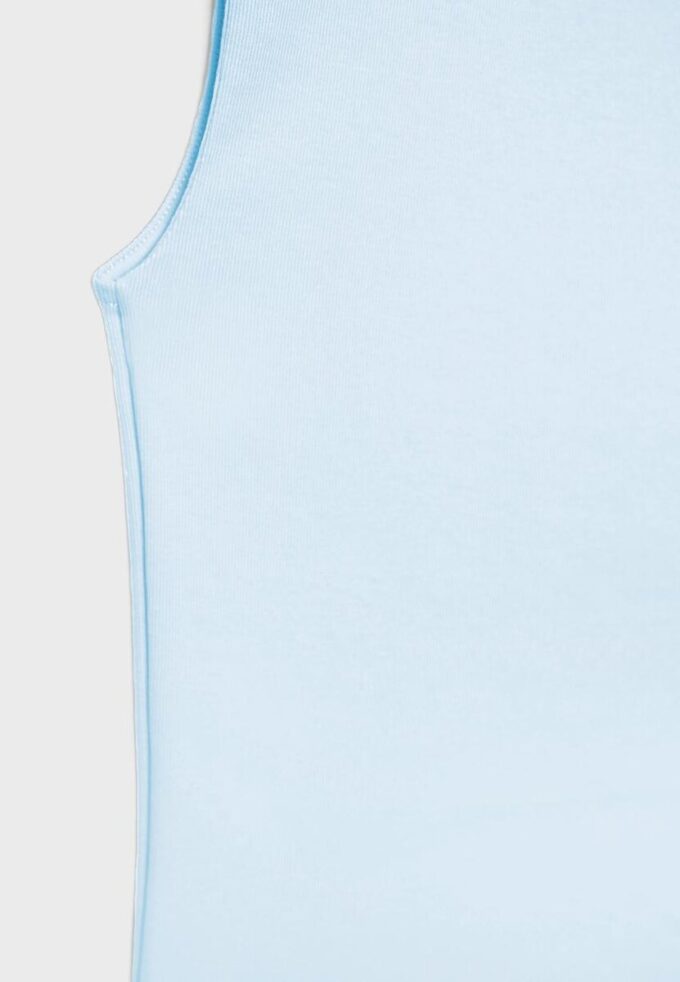 Βασικό αμάνικο T-shirt Βασικό αμάνικο T-shirt