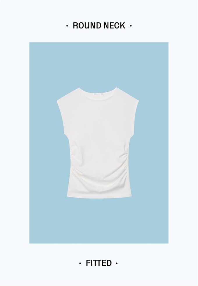 Βασικό εφαρμοστό T-shirt με πτυχώσεις Βασικό εφαρμοστό T-shirt με πτυχώσεις