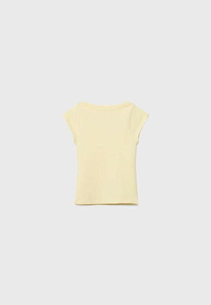 Βασικό T-shirt με λαιμόκοψη Βασικό T-shirt με λαιμόκοψη