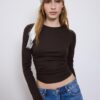 Βασικό T-shirt με μακριά μανίκια Βασικό T-shirt με μακριά μανίκια