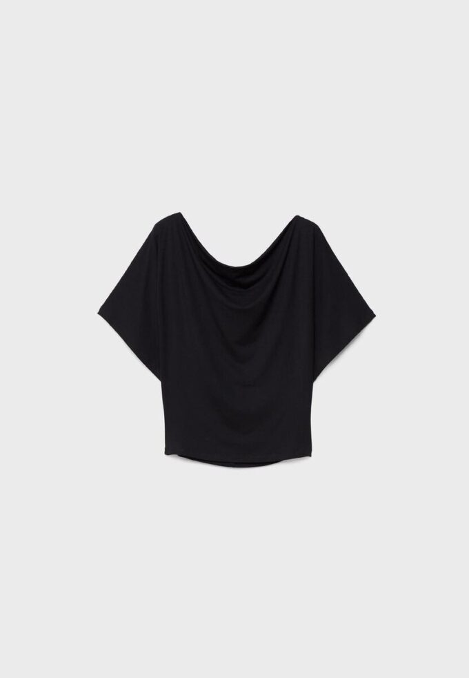 Βασικό T-shirt με μανίκια νυχτερίδα Βασικό T-shirt με μανίκια νυχτερίδα