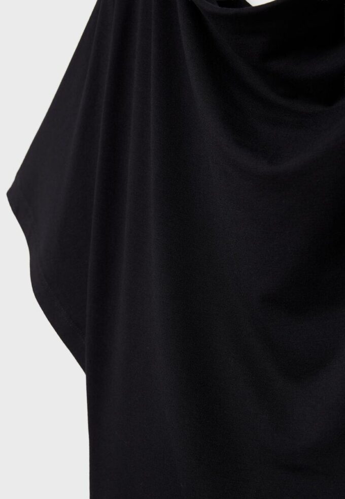 Βασικό T-shirt με μανίκια νυχτερίδα Βασικό T-shirt με μανίκια νυχτερίδα