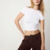 Βασικό T-shirt στενής γραμμής Βασικό T-shirt στενής γραμμής