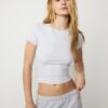Βασικό T-shirt στενής γραμμής