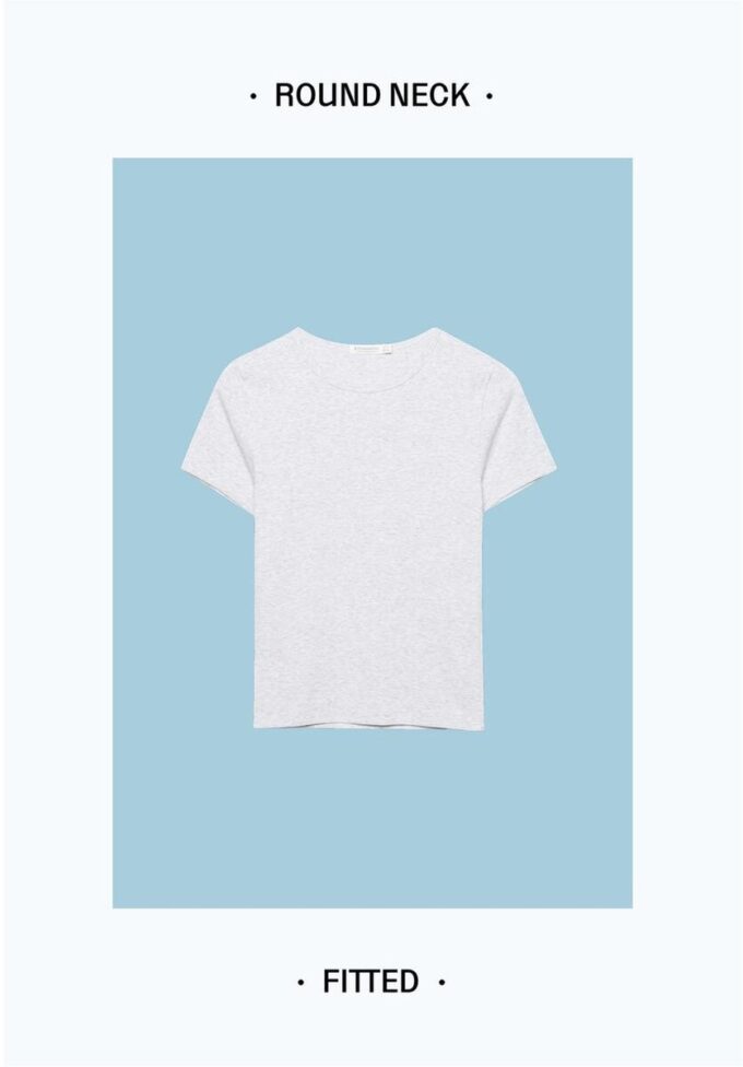 Βασικό T-shirt στενής γραμμής