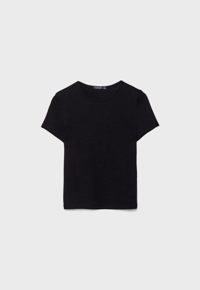 Βασικό T-shirt στενής γραμμής Βασικό T-shirt στενής γραμμής